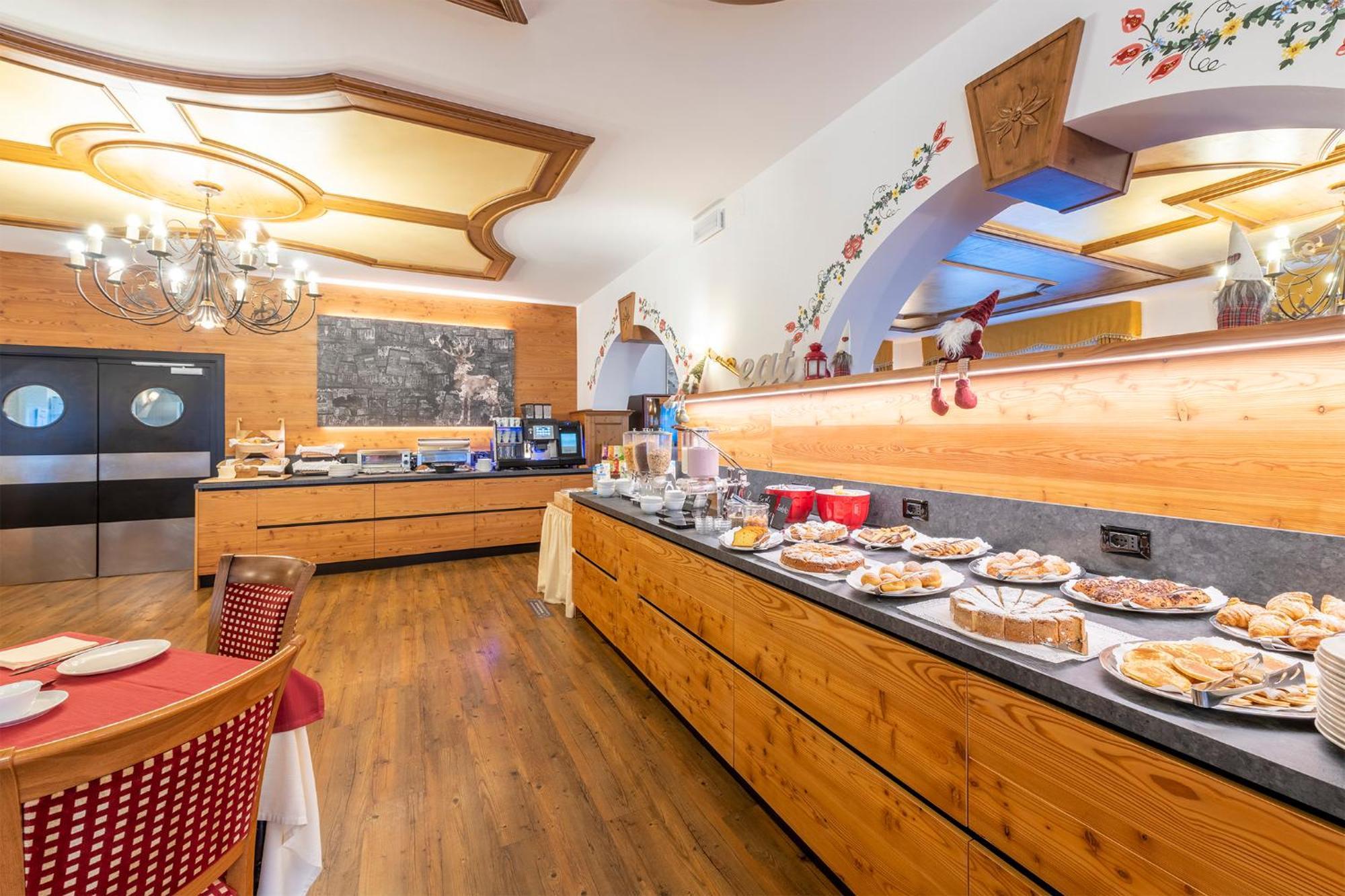 Hotel Alpino Wellness & Spa Peio Fonti Luaran gambar